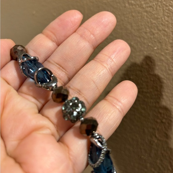 Simply Vera Earring & Necklace Set - Picture 4 of 8